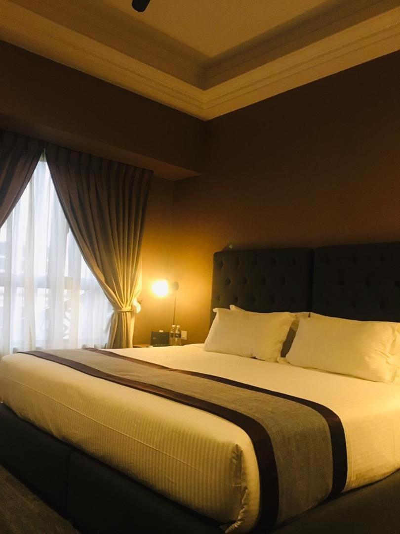 1969 Business Suites Bandar Botani, Ипох Экстерьер фото