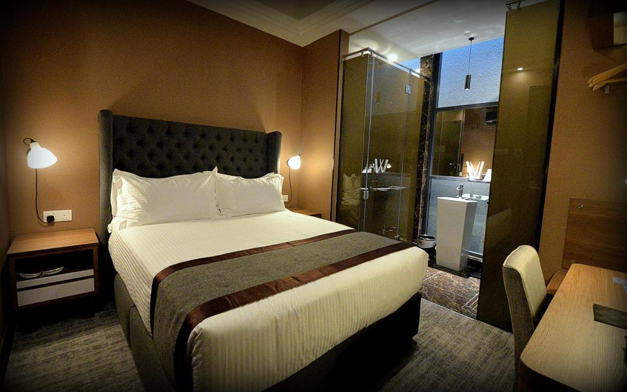 1969 Business Suites Bandar Botani, Ипох Экстерьер фото