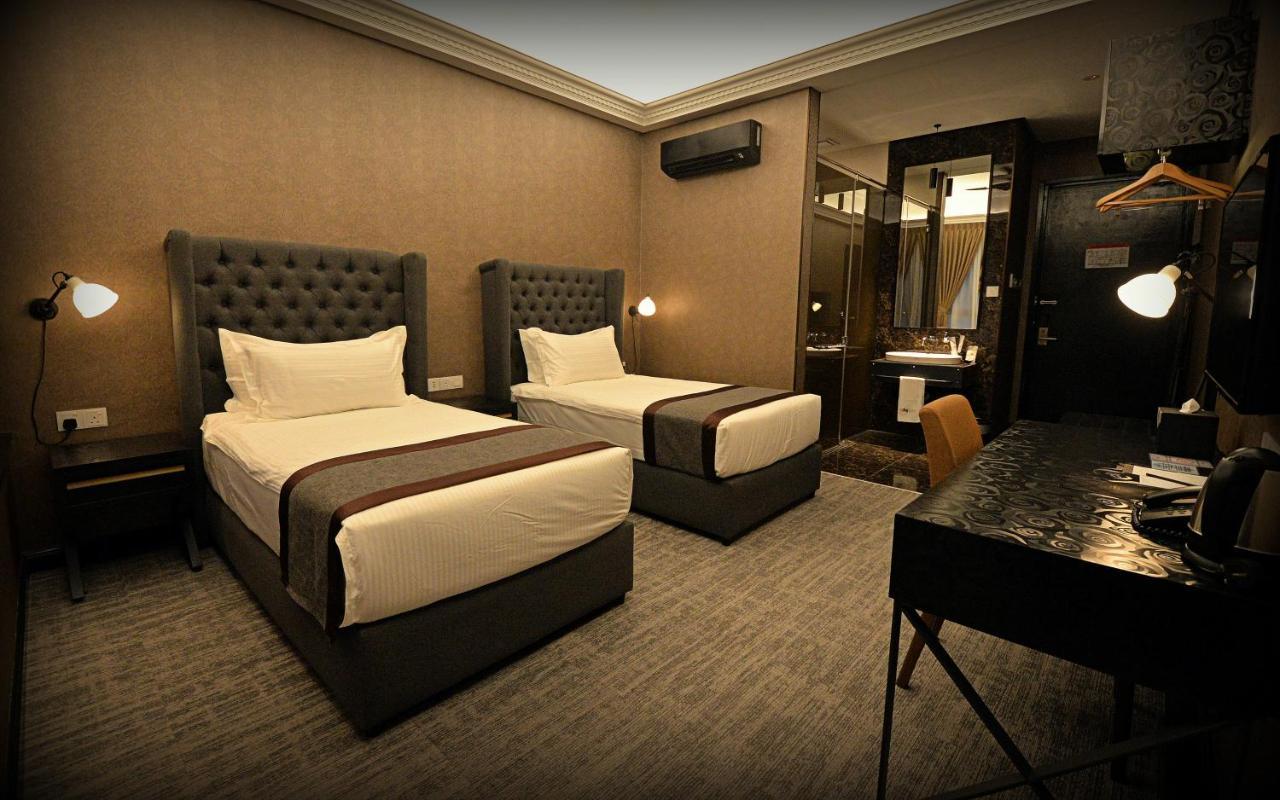 1969 Business Suites Bandar Botani, Ипох Экстерьер фото