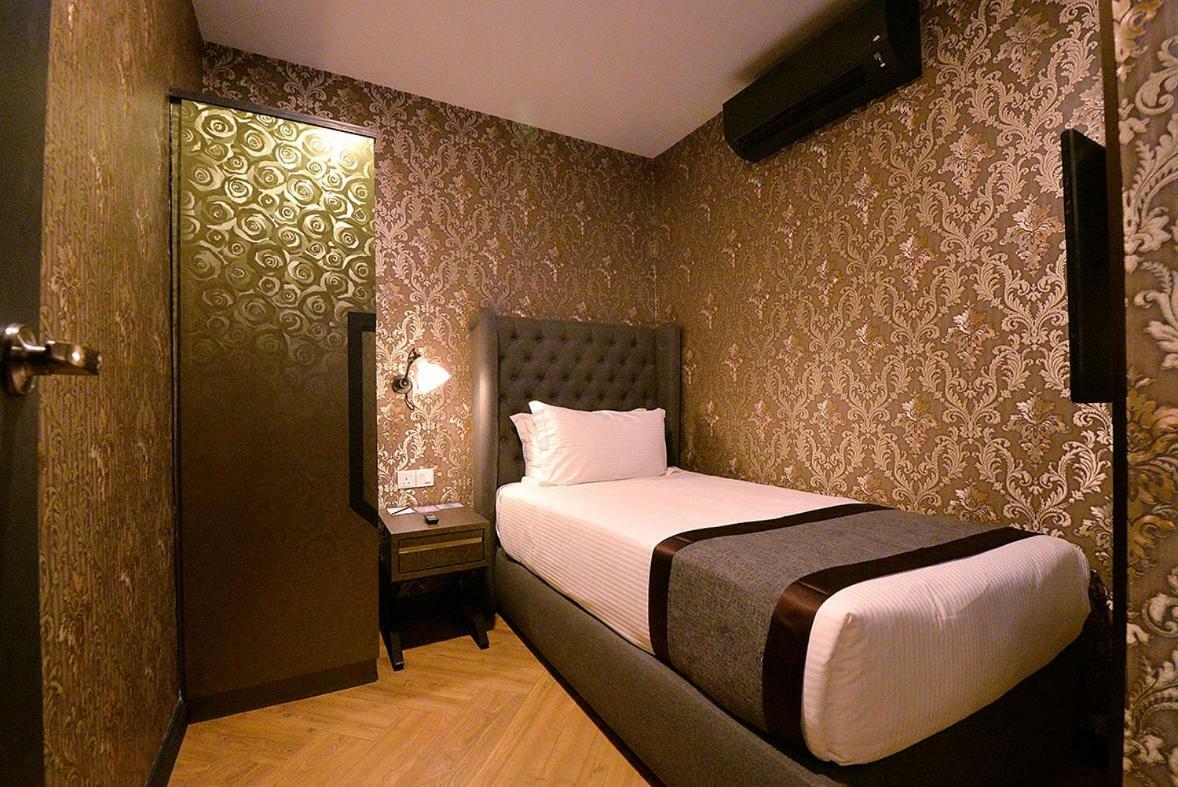 1969 Business Suites Bandar Botani, Ипох Экстерьер фото